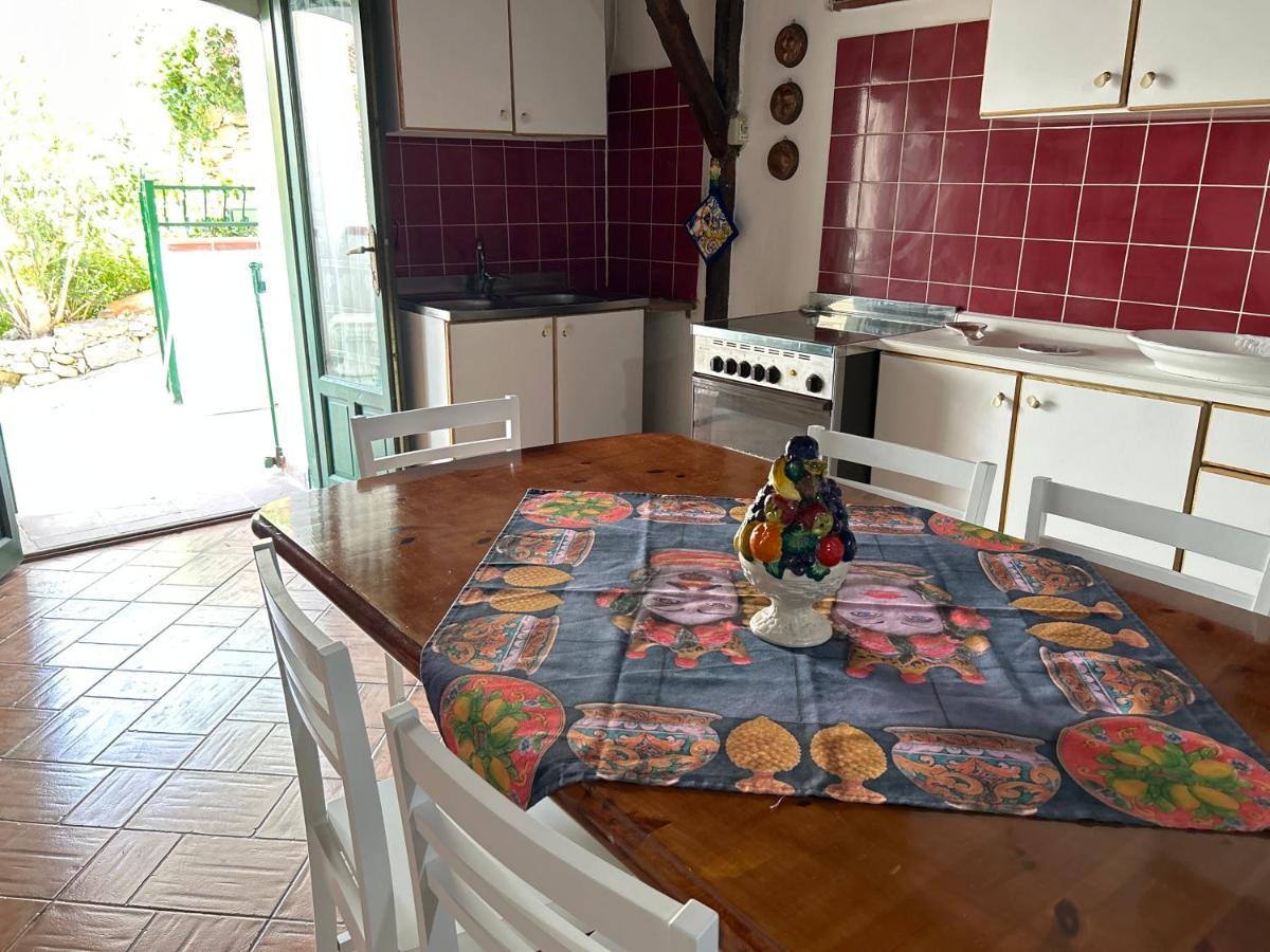 La Casa Del Borgo Cavallaro Gaggi Luaran gambar